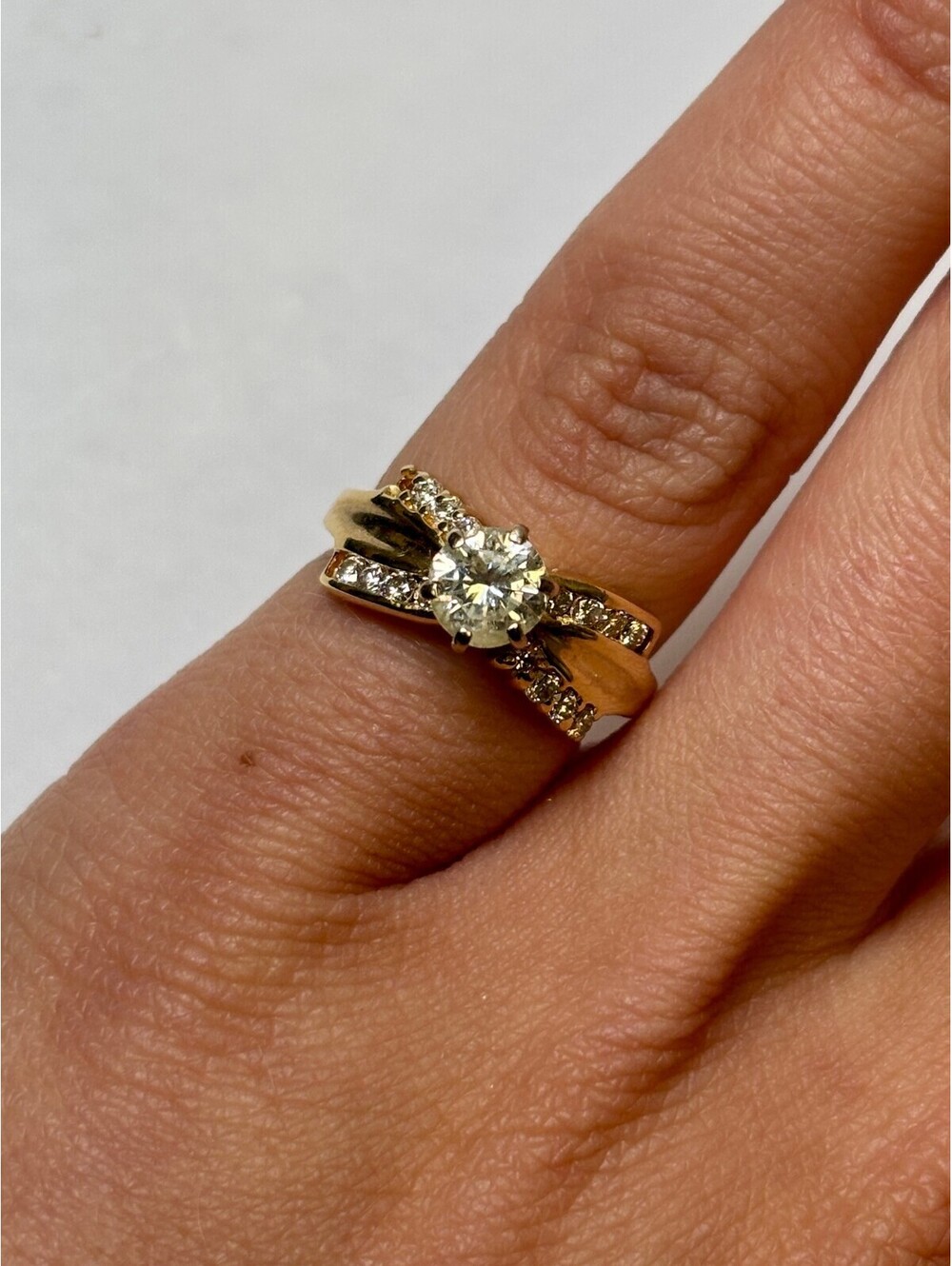 14k Yellow Gold Diamond Ring